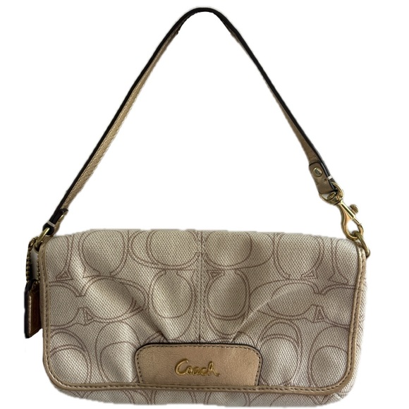 Coach Ashley Signature Clutch Wristlet - Picture 1 of 10